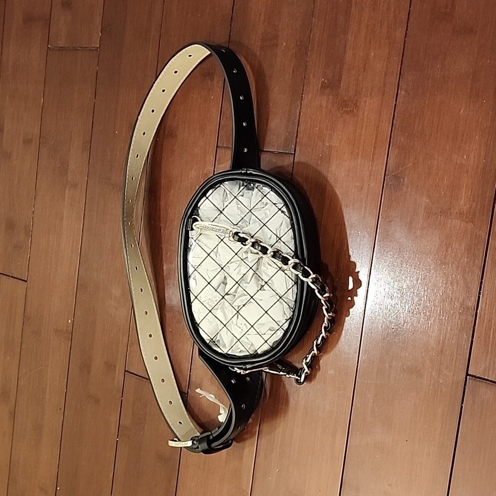 Steve Madden black belt purse NWT